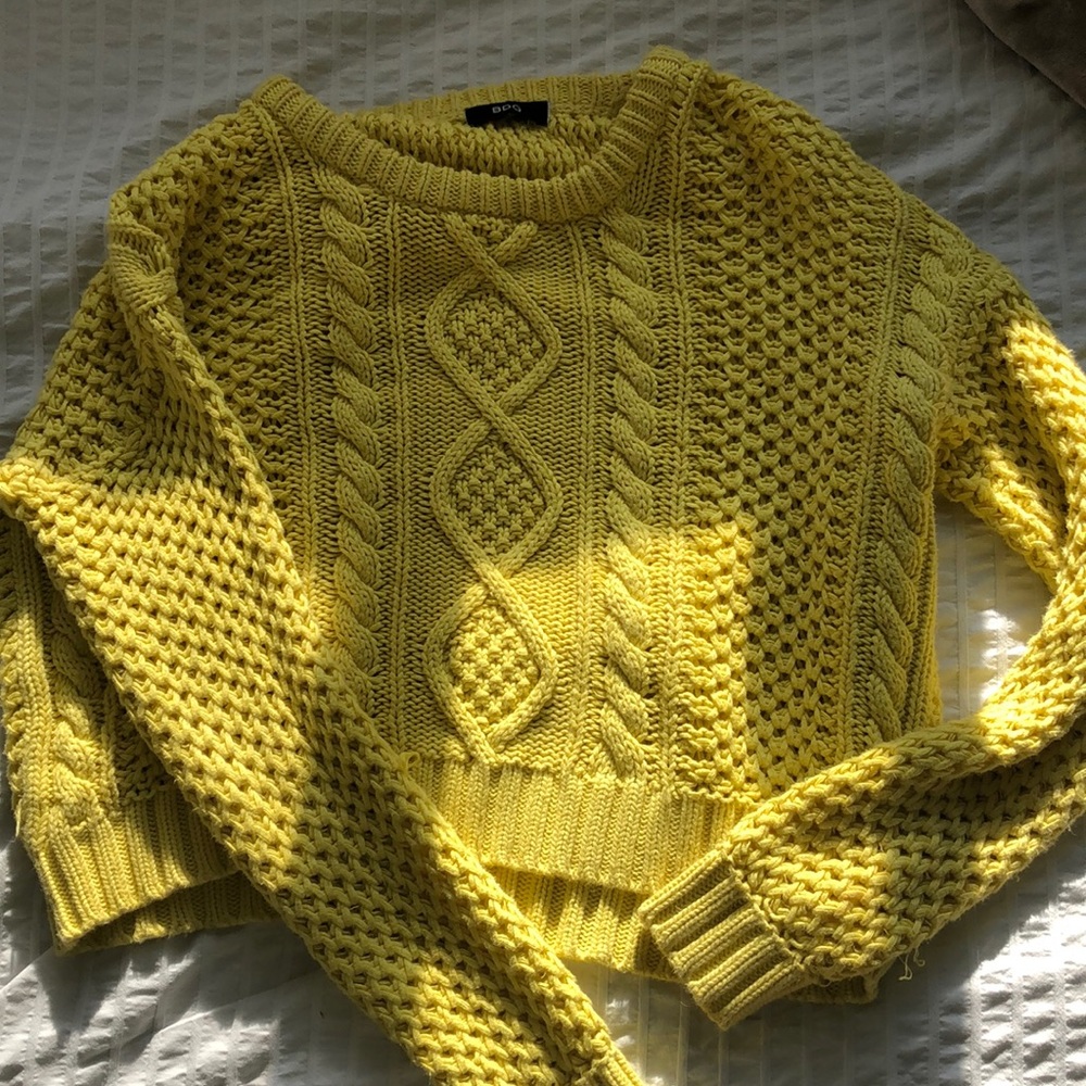 BDG Cable Knit Cropped Sweater